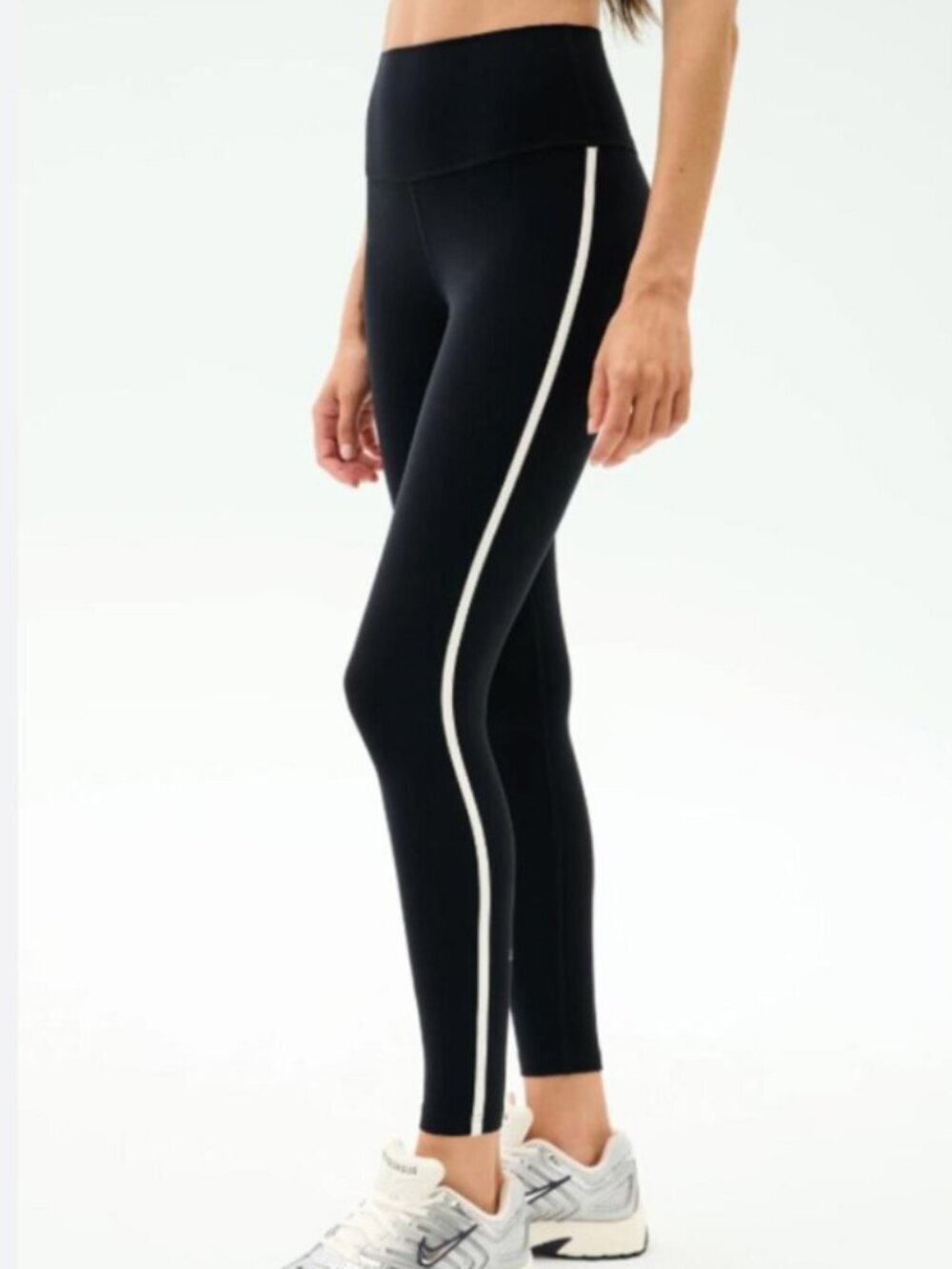 SPLITS59 AMBER AIRWEIGHT HIGH WAIST 7/8 LEGGINGS in Black / White XS $138
